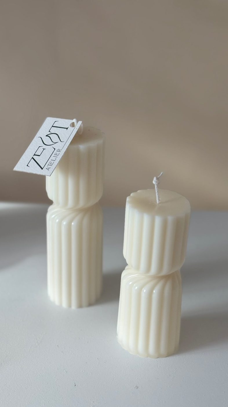 Ribbed pillar candles